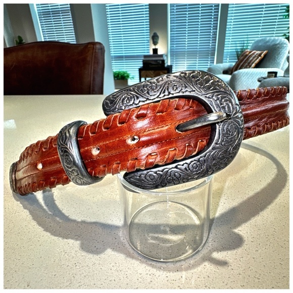 Jennifer Graham Western-Style Brown Leather Belt with Silver Buckle. 31” - Picture 2 of 9